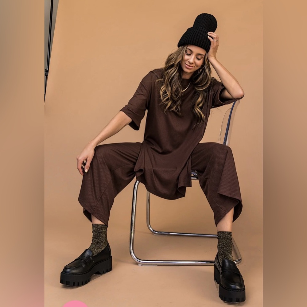 LALA ORIGINAL Dressed in LALA Lex Ribbed Playsuit in Mocha Jumpsuit Set (S) - Picture 3 of 17